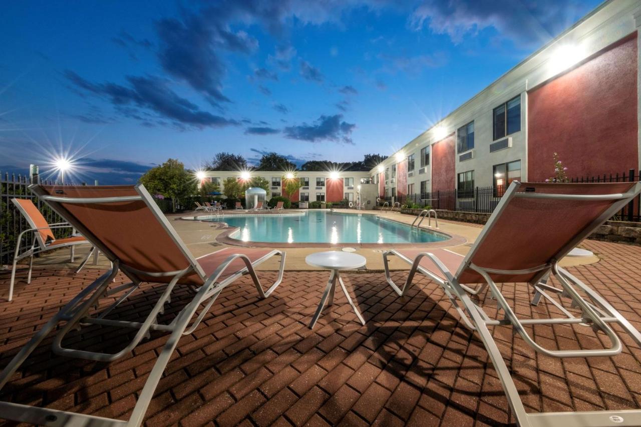 Spark By Hilton Hummelstown Hershey Exterior photo